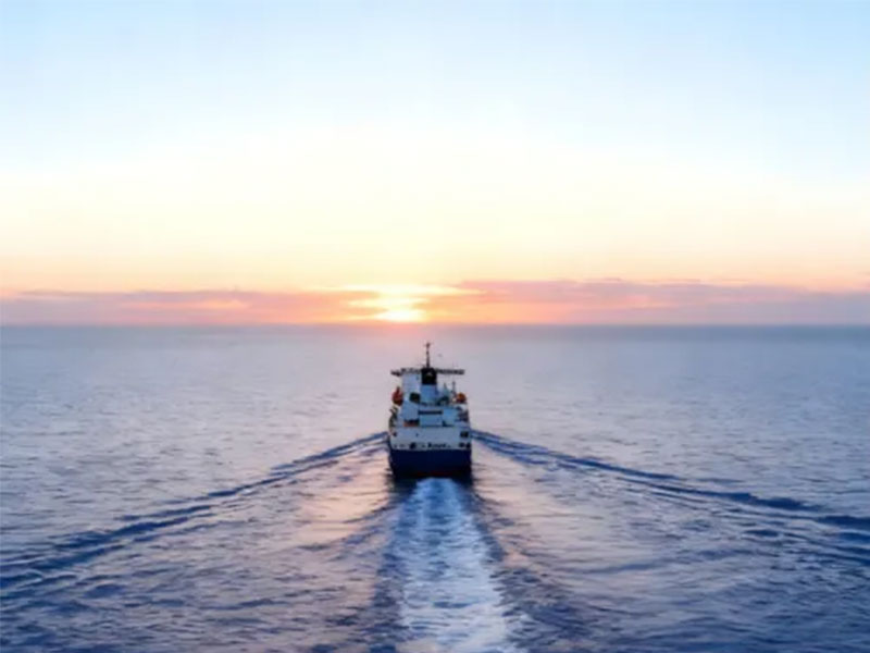 In the Sea There Are “Chains,” and Ships Have “Classes”